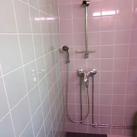 Moekki Ja Rantasauna Saimaan Rannalla