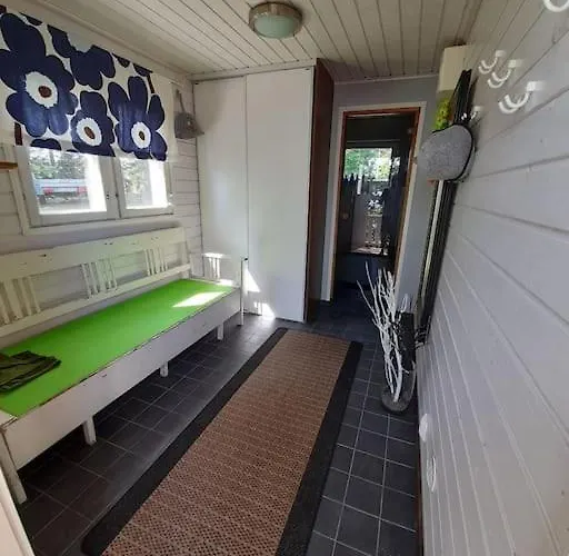 Moekki Ja Rantasauna Saimaan Rannalla *