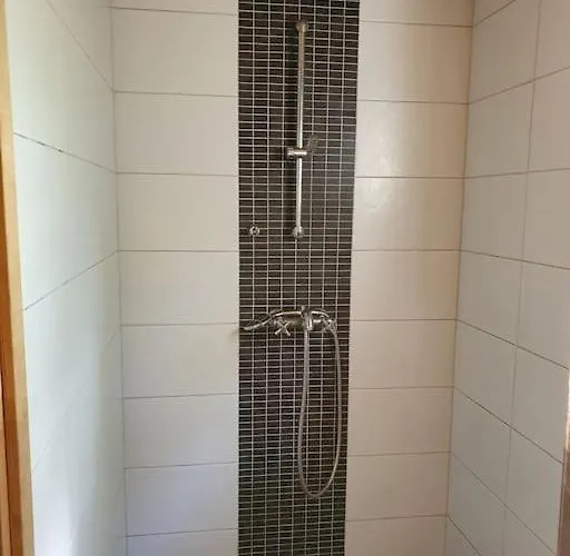 Moekki Ja Rantasauna Saimaan Rannalla Taipalsaari